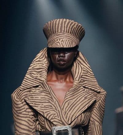area-f-w-24-show-25.jpg