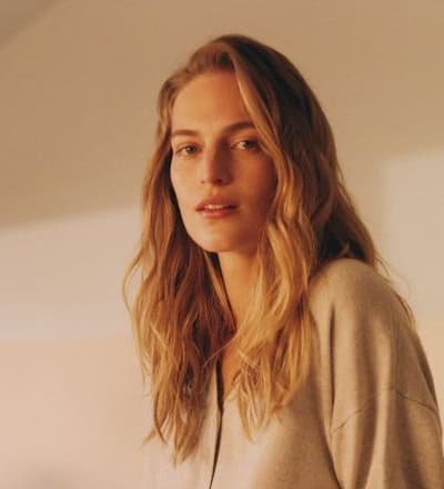 aritzia-holiday-2020-campaign-12.jpg