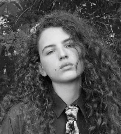 ava-pearlman-by-esther-theaker-5.jpg