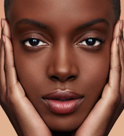 beauty-blender-bounce-foundation-campaign-2.jpg