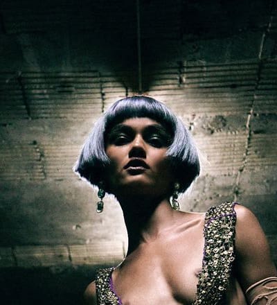 beauty-in-the-dark-16.jpg