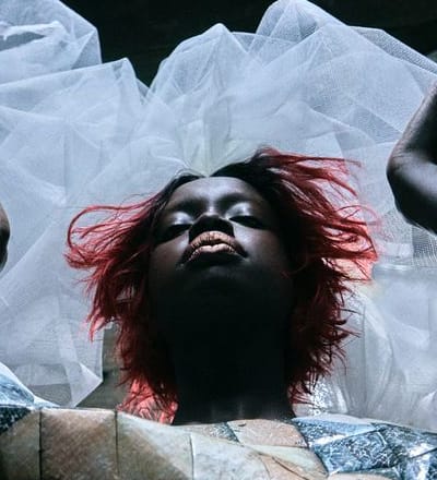 beauty-in-the-dark-6.jpg