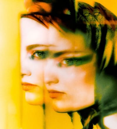 behind-the-mirror-6.jpg