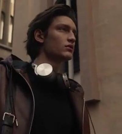 berluti-x-bang-olufsen-campaign-2021-5.jpg