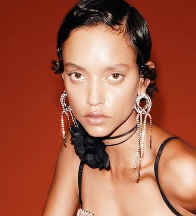 blugirl-f-w-2023-campaign-13.jpg