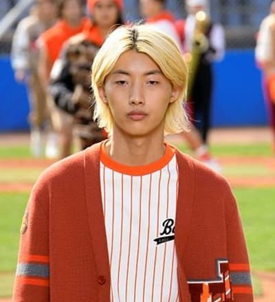 boss-x-russell-athletic-season-2-show-2021-3.jpg