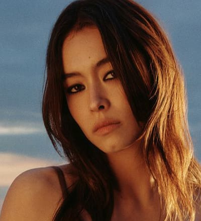bright-uta-uchida-kuan-chen-and-maryel-uchida-in-fall-2023-underwear-11.jpg