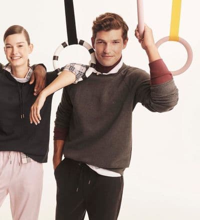brooks-brothers-holiday-2021-campaign-3.jpg