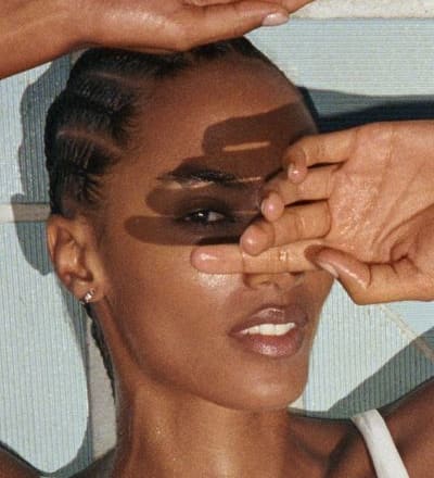 burberry-high-summer-2026-campaign-10.jpg