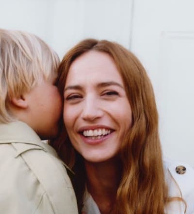 burberry-mothers-day-2025-campaign-4.jpg