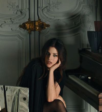 carine-roitfeld-paris-2.jpg