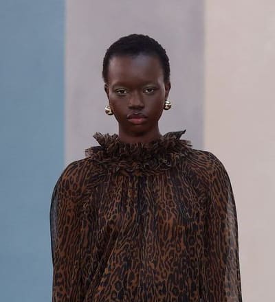 carolina-herrera-f-w-26-show-27.jpg