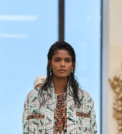 chanel-resort-2027-show-biarritz-39.jpg