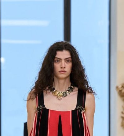 chanel-resort-2027-show-biarritz-57.jpg