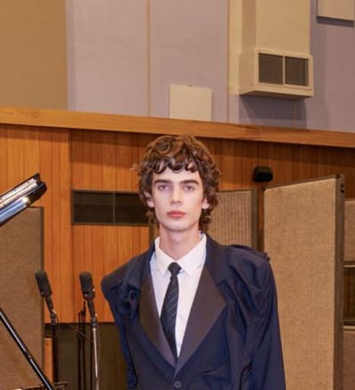 charles-jeffrey-loverboy-s-s-26-show-6.jpg