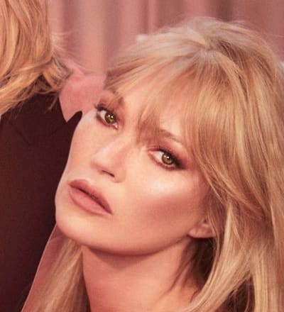 charlotte-tilbury-beauty-holiday-2022-campaign-7.jpg