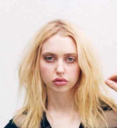 chloe-cherry-7.jpg