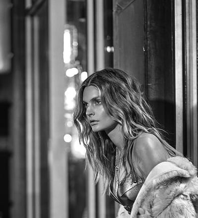 chloe-magazine-sin-city-10.jpg