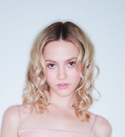 cover-iris-apatow-in-conversation-with-maddie-ziegler-3.jpg