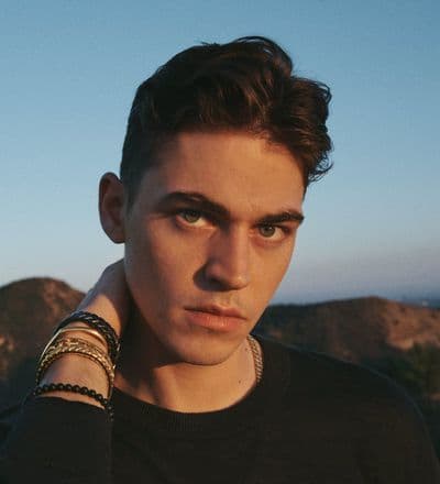 david-yurman-2023-brand-ambassador-hero-fiennes-tiffin-2.jpg
