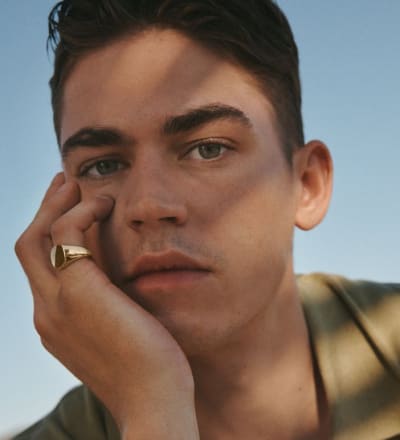 david-yurman-2023-brand-ambassador-hero-fiennes-tiffin-4.jpg