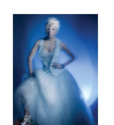 despite-all-my-rage-i-am-still-just-a-bird-in-couture-in-a-cage-haute-couture-spring-summer-2021-6.jpg