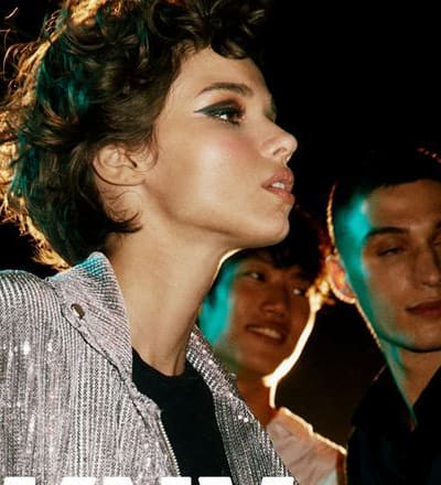 dkny-holiday-2023-11.jpg