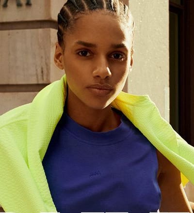 dkny-spring-2024-lifestyle-campaign-25.jpg