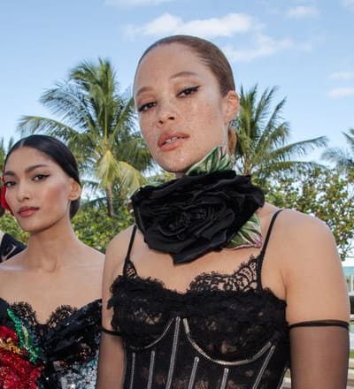 dolce-gabbana-alta-moda-backstage-line-up-13.jpg