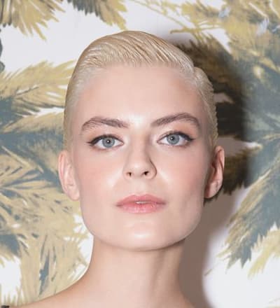 dolce-gabbana-alta-moda-backstage-line-up-3.jpg