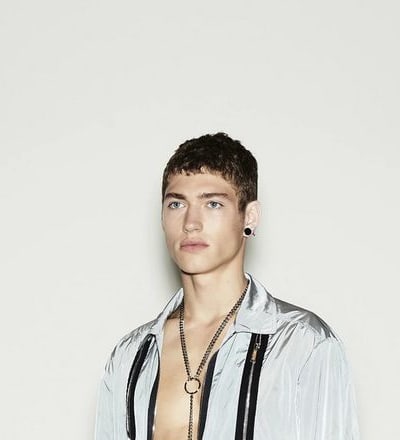 dsquared2-s-s-21-lookbook-2.jpg