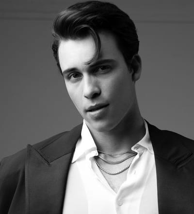 elevator-boys-2.jpg