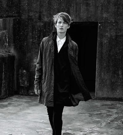 elijah-for-alchemy-magazine-issue-01-by-walter-maurice-4.jpg
