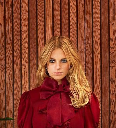 elisabetta-franchi-f-w-18-campaign-8.jpg