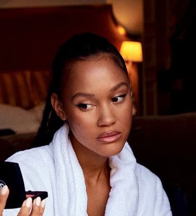 elizabeth-och-victoria-lejonhjarta-for-chanel-1.jpg
