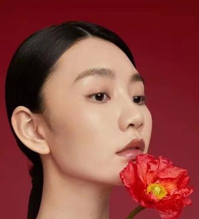 elle-x-1.jpg