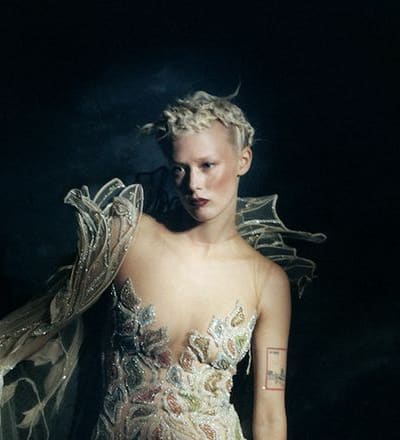 ethereal-elegance-a-glimpse-into-couture-fantasy-by-cyril-manzini-2.jpg