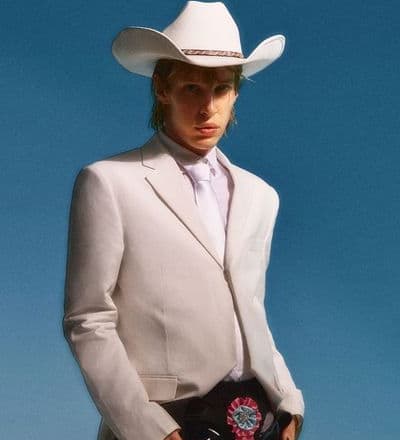 exclusive-editorial-by-conor-clinch-8.jpg