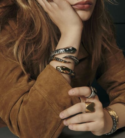 f-w-22-jewelry-campaign-2.jpg