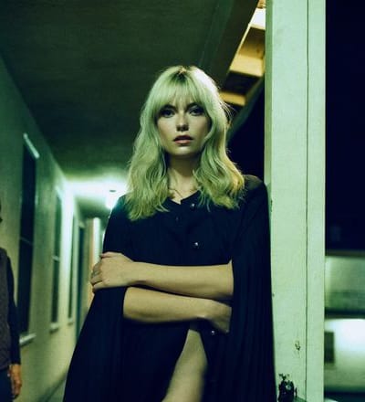 farah-holt-5.jpg