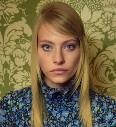 feminine-allure-1.jpg