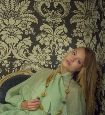 feminine-allure-9.jpg