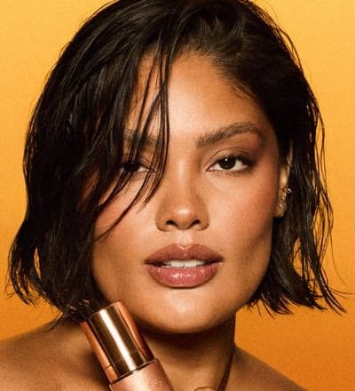 fenty-beauty-body-lava-2.jpg
