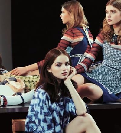 girls-on-set-6.jpg