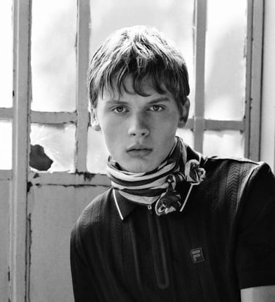 glance-away-6.jpg