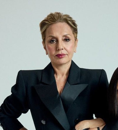 googoosh-the-voice-of-freedom-2.jpg