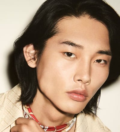 gucci-iconic-lines-2023-timepieces-campaign-1.jpg