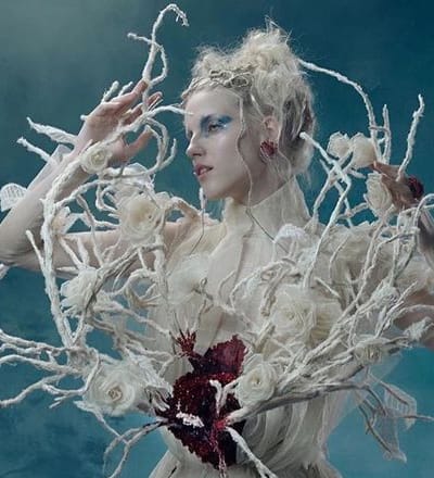 guo-peis-alternate-universe-aw-2019-20-couture-collection-1.jpg