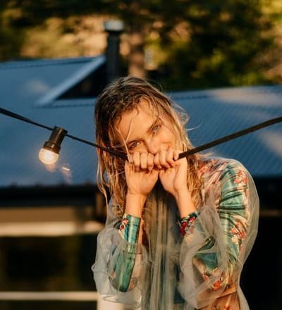 hanging-out-15.jpg