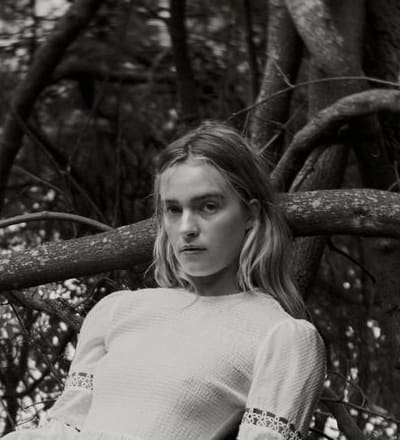 hanging-out-8.jpg